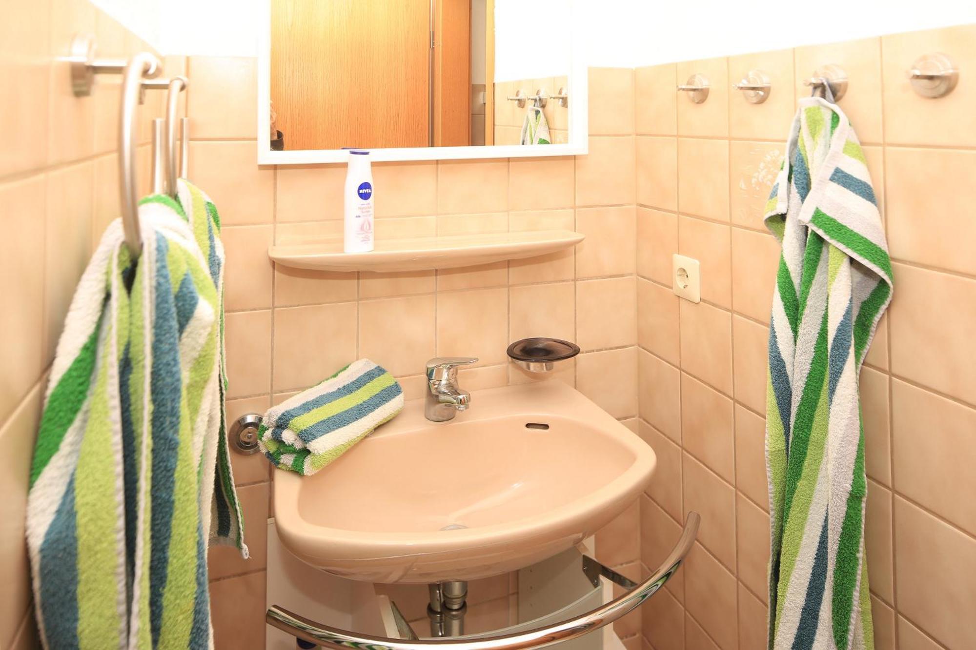 Apartament Haus Am Sonnenhuegel Bad Urach Zewnętrze zdjęcie