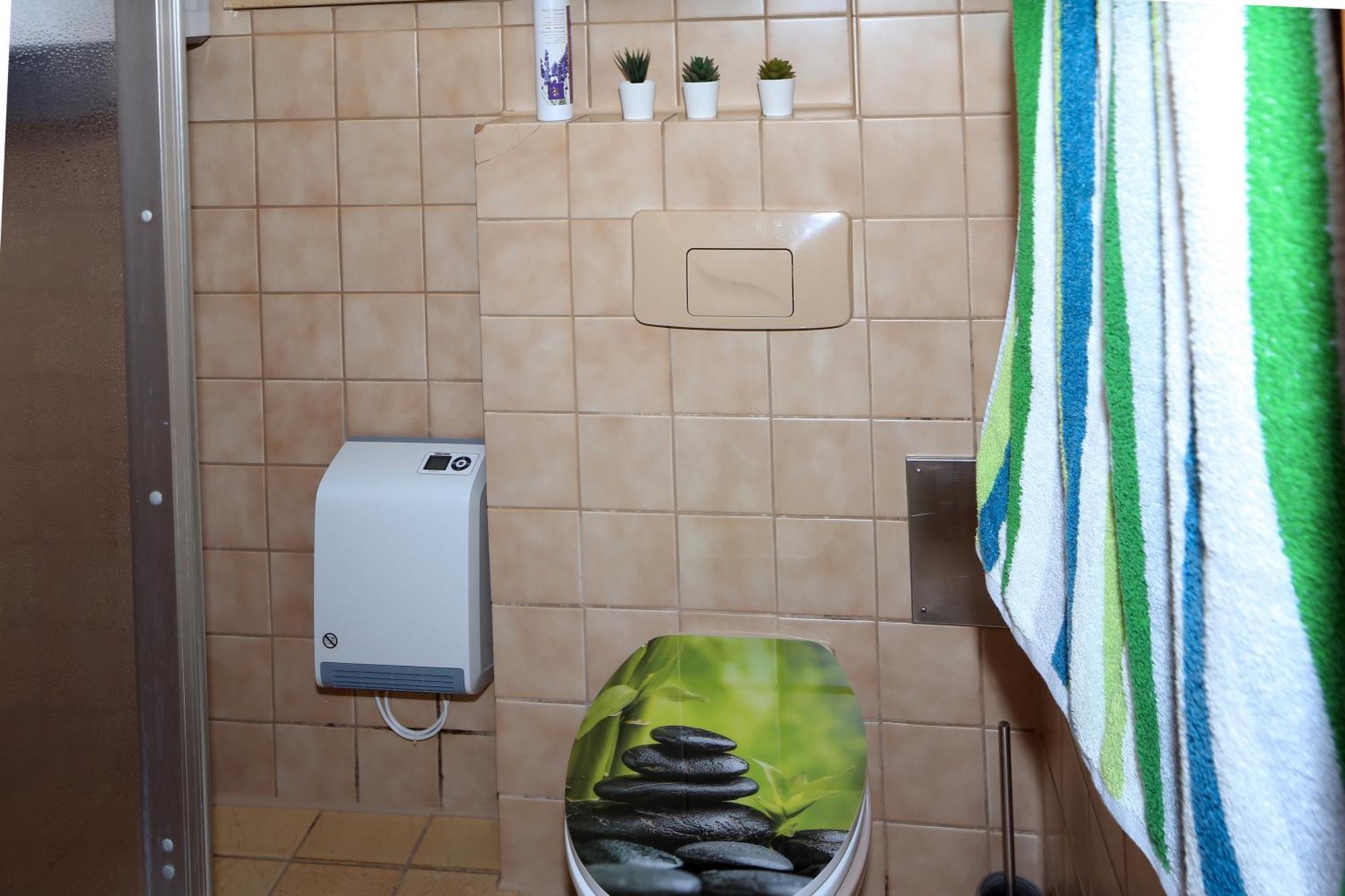 Apartament Haus Am Sonnenhuegel Bad Urach Zewnętrze zdjęcie